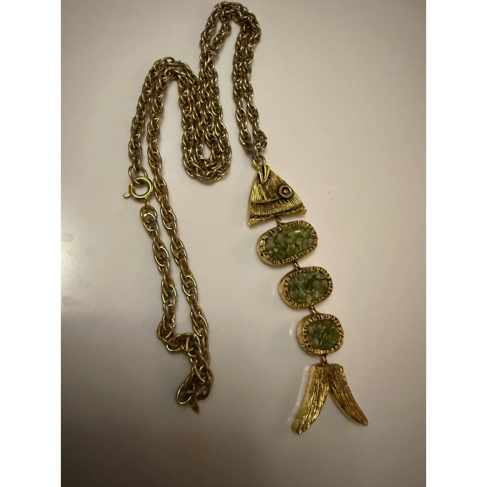 Vintage Articulated Fish Pendant Necklace Gold Tone Green Stone Inlay Nautical